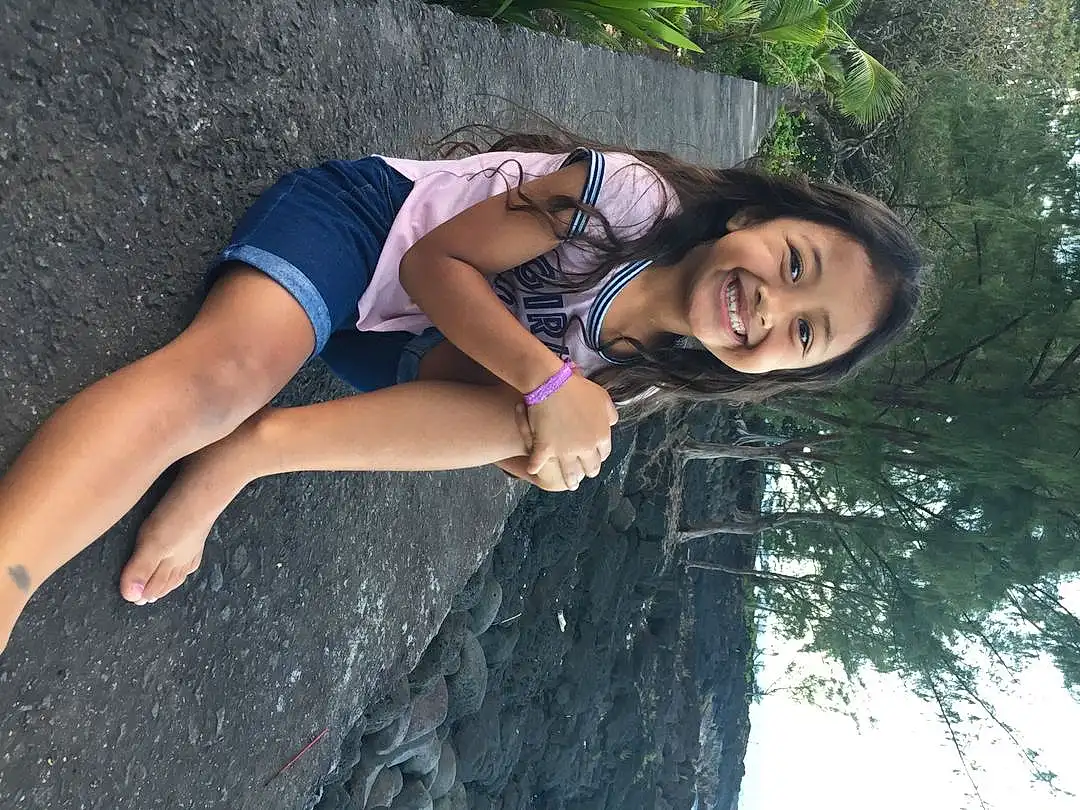 Joint, Smile, Arm, Plant, Eyes, Leg, People In Nature, Tree, Flash Photography, Happy, Thigh, Waist, Black Hair, Grass, Knee, Trunk, Elbow, Fun, Long Hair, Leisure, Person, Joy