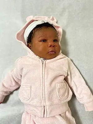 First name baby Nyomi