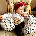 Comfort, Baby Sleeping, Textile, Sleeve, Baby & Toddler Clothing, Cap, Bag, Baby, Toddler, Pattern, Linens, Thigh, Plaid, Bedding, Human Leg, Sitting, Font, Child, Knee, Throw Pillow, Person, Headwear