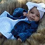 Skin, Eyes, People In Nature, Textile, Comfort, Happy, Flash Photography, Sunlight, Grass, Baby & Toddler Clothing, Baby, Fun, Toddler, Beauty, Sitting, Leisure, Grassland, Child, Human Leg, Person, Headwear