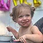 Cheek, Hand, Smile, Hairstyle, Facial Expression, Happy, Gesture, Finger, Toddler, Bathing, Fun, Leisure, Child, Chest, Blond, Event, Baby, Sitting, Recreation, Laugh, Person, Joy